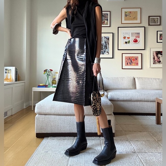 Like new TORY BURCH Angle Croc Embossed Midi Skirt $1,198 - Picture 8 of 13